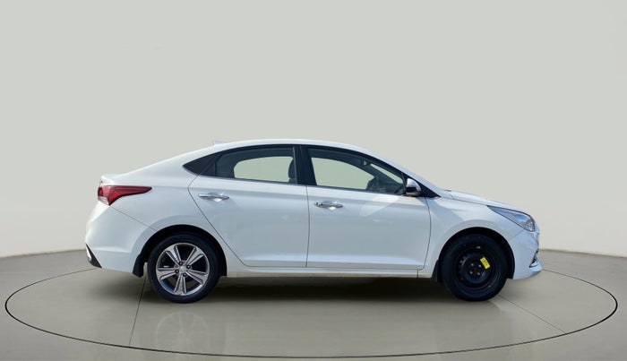 2018 Hyundai Verna 1.6 VTVT SX O, Petrol, Manual, 62,011 km, Right Side View