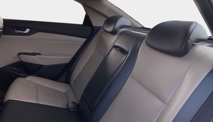 2018 Hyundai Verna 1.6 VTVT SX O, Petrol, Manual, 62,011 km, Right Side Rear Door Cabin