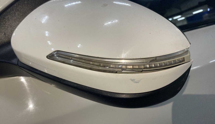 2016 Hyundai i20 Active 1.2 SX, Petrol, Manual, 42,354 km, Left rear-view mirror - Indicator light has minor damage