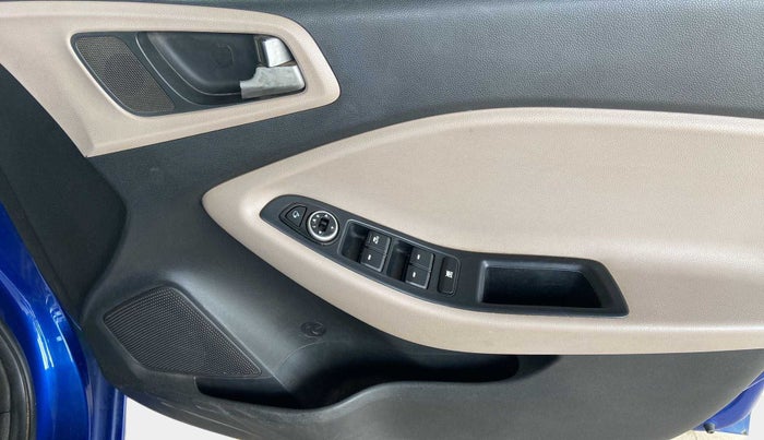 2014 Hyundai Elite i20 ASTA 1.2, Petrol, Manual, 91,635 km, Driver Side Door Panels Control