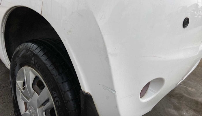 2016 Datsun Redi Go T, Petrol, Manual, 81,400 km, Rear bumper - Minor scratches