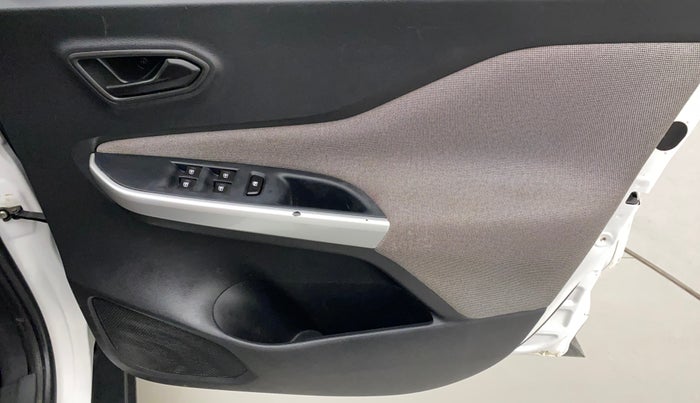 2022 Nissan MAGNITE XE, Petrol, Manual, 20,005 km, Driver Side Door Panels Control
