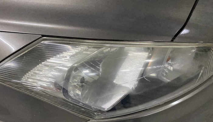 2016 Datsun Go T, Petrol, Manual, 69,877 km, Right headlight - Minor scratches
