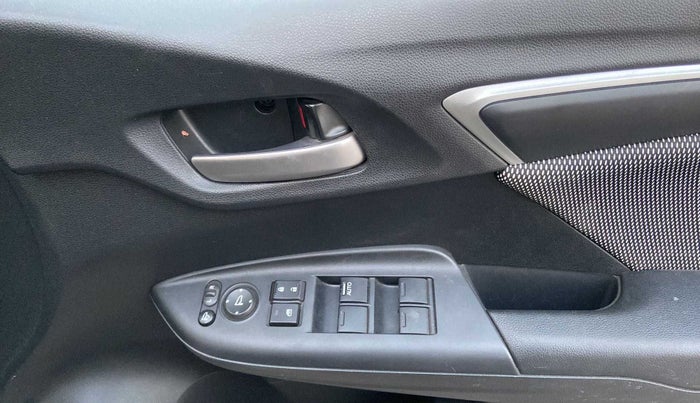 2018 Honda WR-V 1.2L I-VTEC VX MT, Petrol, Manual, 29,560 km, Driver Side Door Panels Control