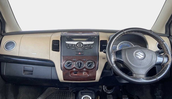 2017 Maruti Wagon R 1.0 VXI, CNG, Manual, 1,04,269 km, Dashboard