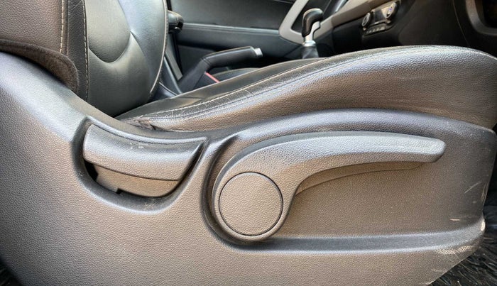 2017 Hyundai Creta SX (O) 1.6 DIESEL, Diesel, Manual, 94,785 km, Driver Side Adjustment Panel