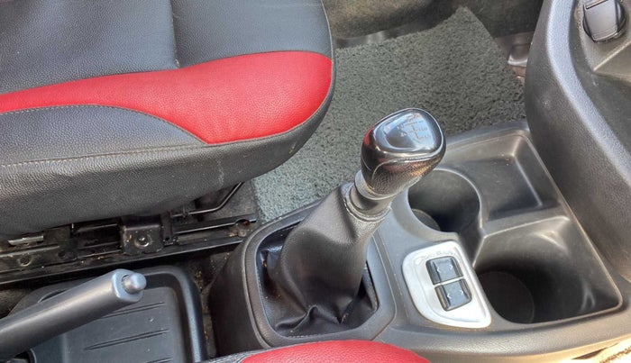 2019 Datsun Redi Go S, Petrol, Manual, 51,956 km, Gear Lever