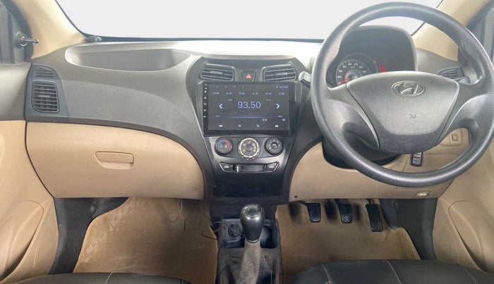 2014 Hyundai Eon ERA +, Petrol, Manual, 1,09,222 km, Dashboard