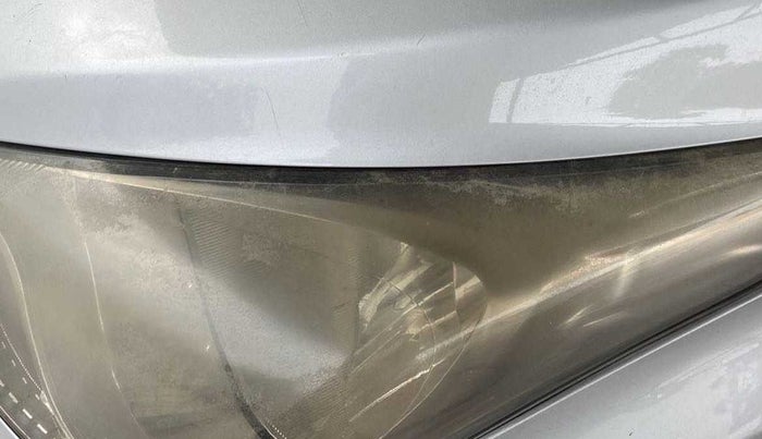 2014 Hyundai Eon ERA +, Petrol, Manual, 1,09,222 km, Left headlight - Faded