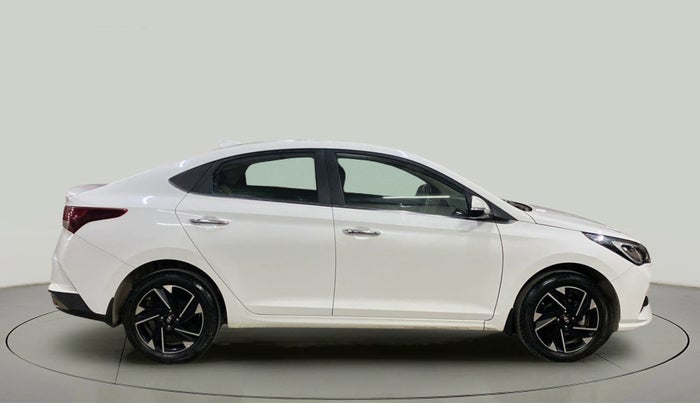 2021 Hyundai Verna SX (O)1.5 VTVT, Petrol, Manual, 15,441 km, Right Side View