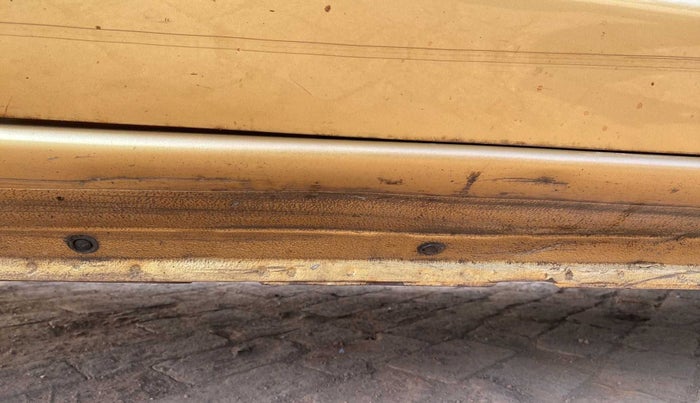 2017 Datsun Go Plus T, Petrol, Manual, 45,068 km, Right running board - Slightly dented