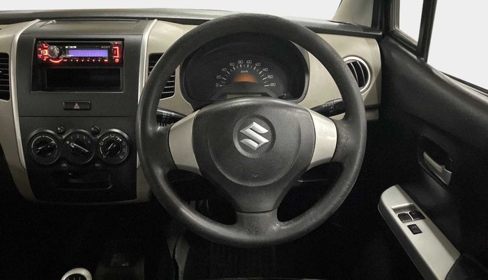 2014 Maruti Wagon R 1.0 LXI, Petrol, Manual, 1,02,835 km, Steering Wheel Close Up