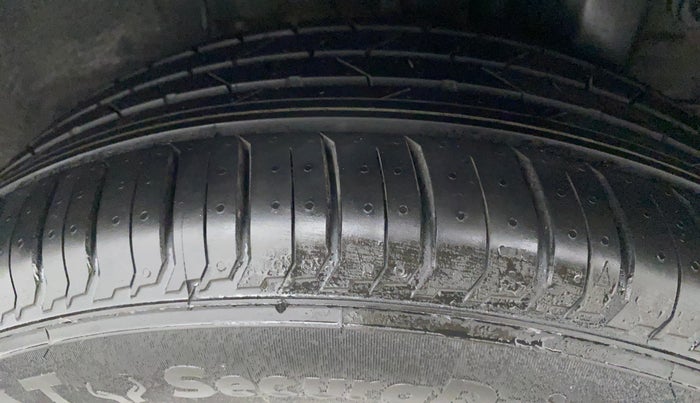2015 Hyundai Elite i20 ASTA 1.2, Petrol, Manual, 57,027 km, Left Rear Tyre Tread