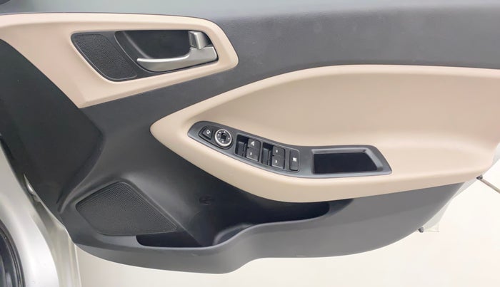 2015 Hyundai Elite i20 ASTA 1.2, Petrol, Manual, 56,959 km, Driver Side Door Panels Control