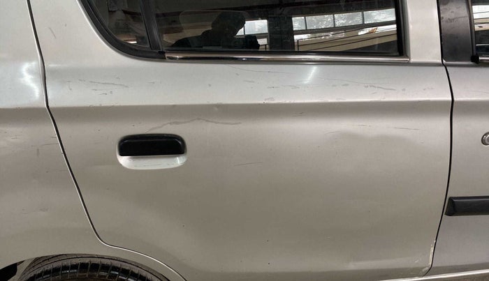 2015 Maruti Alto K10 VXI, Petrol, Manual, 93,670 km, Right rear door - Minor scratches