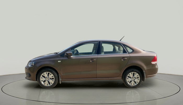 2015 Volkswagen Vento HIGHLINE PLUS 1.5 AT 16 ALLOY, Diesel, Automatic, 1,11,853 km, Left Side