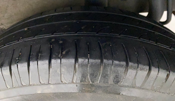 2017 Maruti Celerio VXI AMT, Petrol, Automatic, 66,182 km, Left Rear Tyre Tread