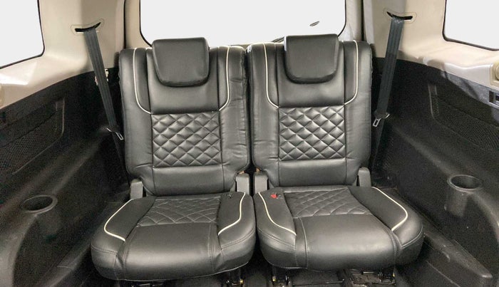 2019 Mahindra XUV500 W5, Diesel, Manual, 54,955 km, Third Seat Row ( optional )