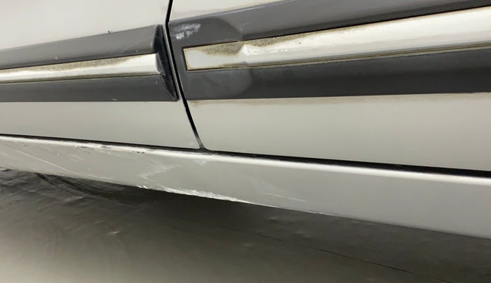 2017 Maruti Baleno DELTA PETROL 1.2, Petrol, Manual, 25,367 km, Left running board - Minor scratches