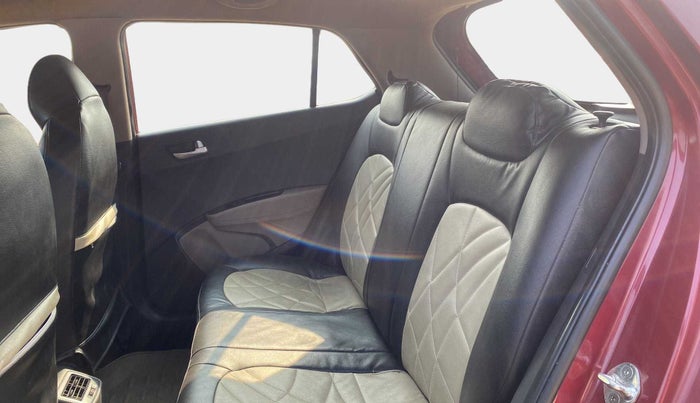 2015 Hyundai Grand i10 SPORTZ 1.2 KAPPA VTVT, Petrol, Manual, 92,640 km, Right Side Rear Door Cabin