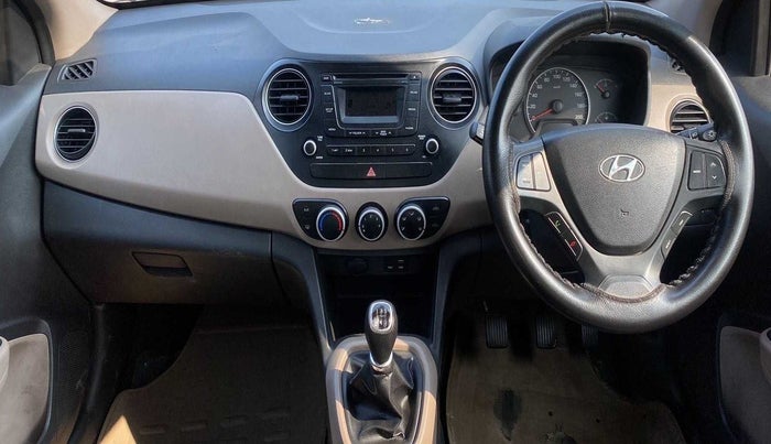 2015 Hyundai Grand i10 SPORTZ 1.2 KAPPA VTVT, Petrol, Manual, 92,640 km, Dashboard