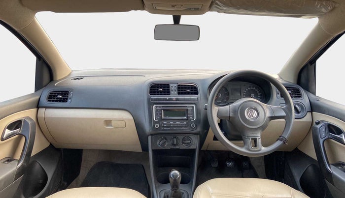 2014 Volkswagen Polo COMFORTLINE 1.2L, Petrol, Manual, 94,993 km, Dashboard
