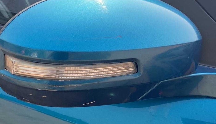 2014 Maruti Swift Dzire VXI, Petrol, Manual, 69,980 km, Right rear-view mirror - Indicator light not working