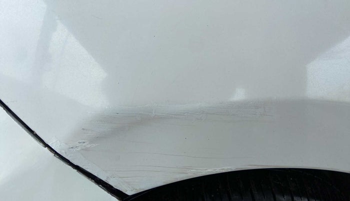 2015 Hyundai Xcent S (O) 1.2, Petrol, Manual, 73,467 km, Left fender - Minor scratches