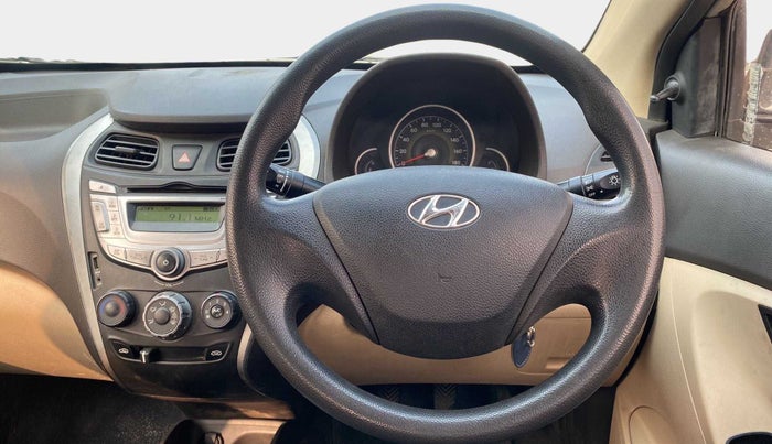 2012 Hyundai Eon MAGNA +, Petrol, Manual, 69,225 km, Steering Wheel Close Up
