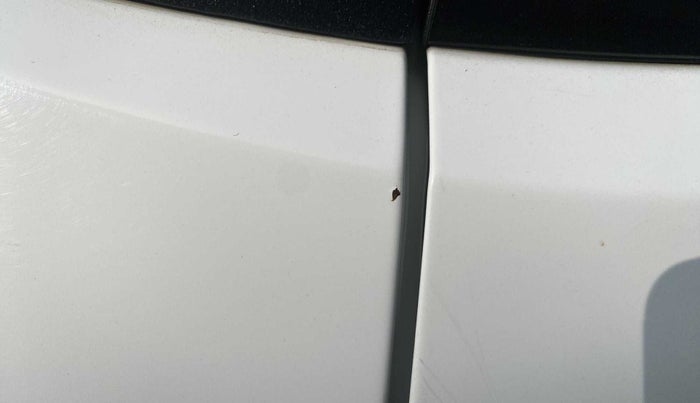 2018 Hyundai Creta SX 1.6 PETROL, Petrol, Manual, 1,20,545 km, Right quarter panel - Minor scratches