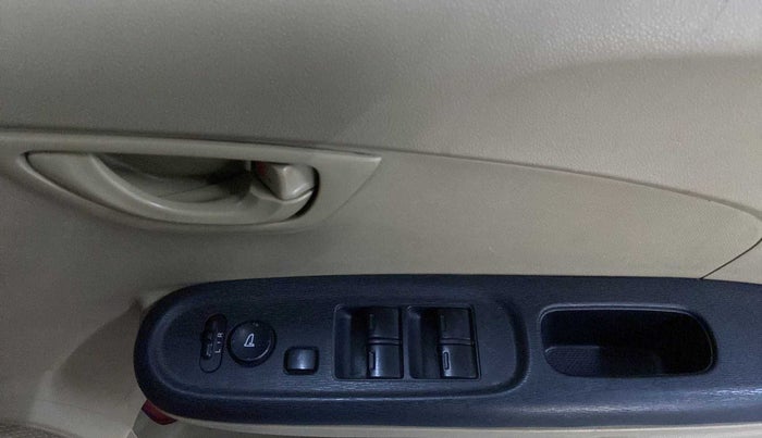 2015 Honda Brio S MT, Petrol, Manual, 34,336 km, Driver Side Door Panels Control