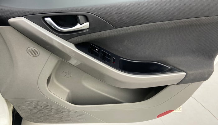 2019 Tata NEXON XZ+ 1.2, Petrol, Manual, 19,618 km, Driver Side Door Panels Control