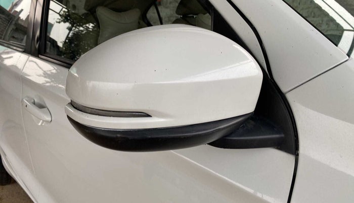 2020 Honda Amaze 1.2L I-VTEC VX, Petrol, Manual, 30,654 km, Right rear-view mirror - Mirror movement not proper