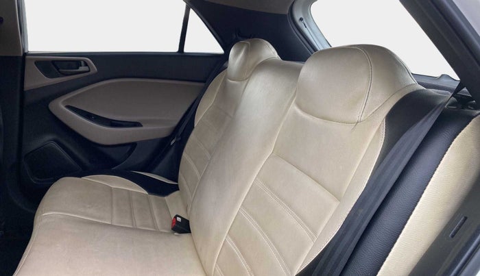 2017 Hyundai Elite i20 SPORTZ 1.2, Petrol, Manual, 36,045 km, Right Side Rear Door Cabin