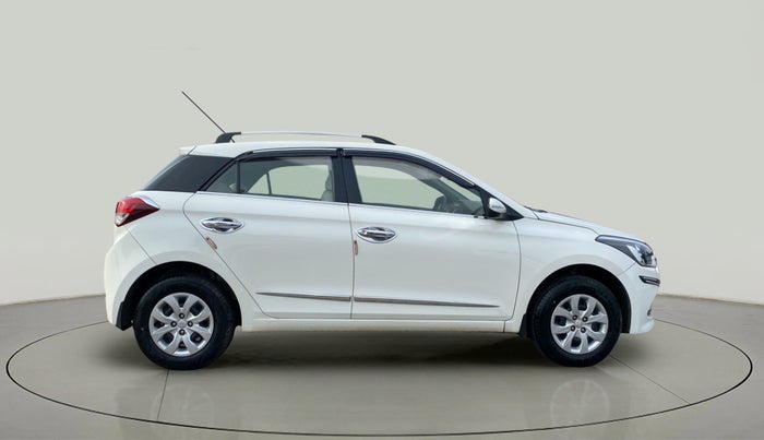 2017 Hyundai Elite i20 SPORTZ 1.2, Petrol, Manual, 36,045 km, Right Side View