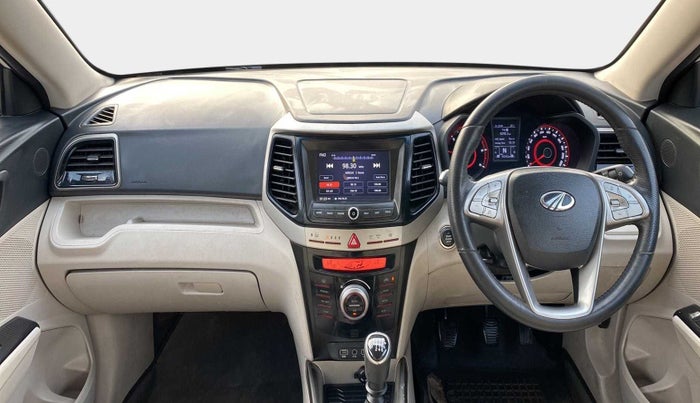 2019 Mahindra XUV300 W8 (O) 1.5 DIESEL, Diesel, Manual, 56,293 km, Dashboard