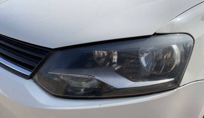2014 Volkswagen Polo COMFORTLINE 1.2L, Petrol, Manual, 85,943 km, Left headlight - Minor scratches