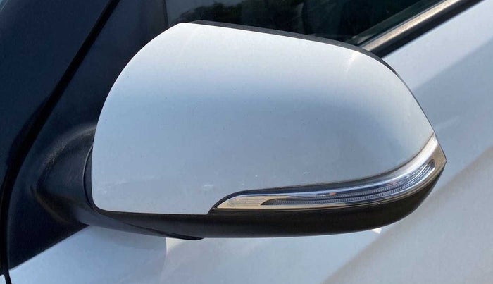 2015 Hyundai Creta SX PLUS 1.6 PETROL, Petrol, Manual, 51,906 km, Left rear-view mirror - Folding motor not working