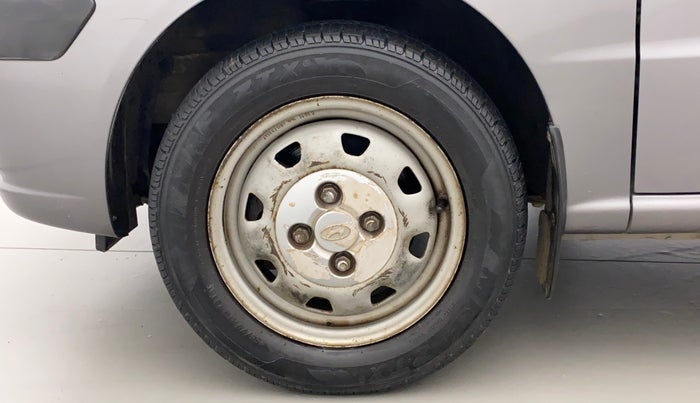 2014 Hyundai Santro Xing GL PLUS, Petrol, Manual, 53,311 km, Left Front Wheel