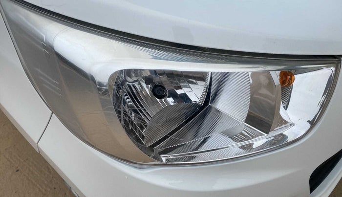 2018 Maruti Alto K10 VXI, Petrol, Manual, 31,048 km, Right headlight - Minor scratches