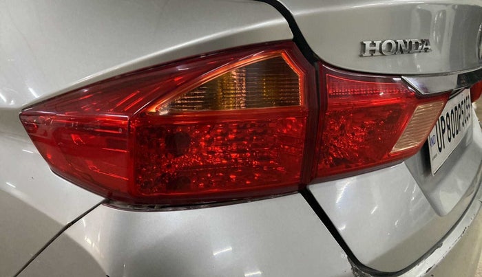 2016 Honda City 1.5L I-VTEC VX CVT, Petrol, Automatic, 68,193 km, Left tail light - Minor damage