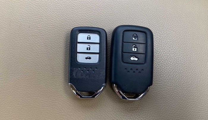 2018 Honda City 1.5L I-VTE V CVT, Petrol, Automatic, 81,479 km, Key Close Up