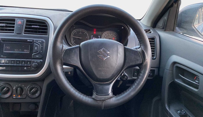 2016 Maruti Vitara Brezza VDI, Diesel, Manual, 86,345 km, Steering Wheel Close Up