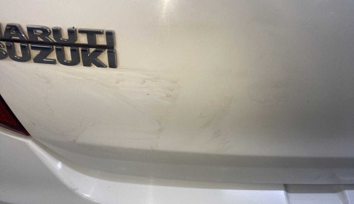 2015 Maruti Alto K10 VXI, Petrol, Manual, 34,392 km, Dicky (Boot door) - Minor scratches