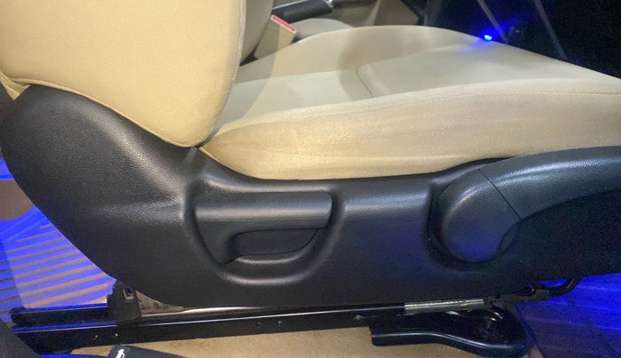 2019 Honda City 1.5L I-VTE V CVT, Petrol, Automatic, 31,381 km, Driver Side Adjustment Panel