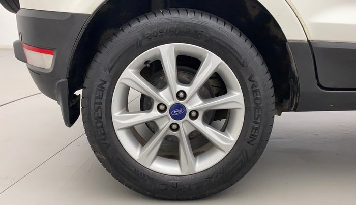 2018 Ford Ecosport TITANIUM 1.5L DIESEL, Diesel, Manual, 1,17,875 km, Right Rear Wheel