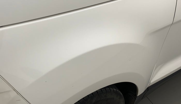 2018 Ford Ecosport TITANIUM 1.5L DIESEL, Diesel, Manual, 1,17,875 km, Left fender - Slightly dented