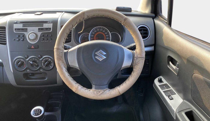 2012 Maruti Wagon R 1.0 VXI, Petrol, Manual, 37,744 km, Steering Wheel Close Up