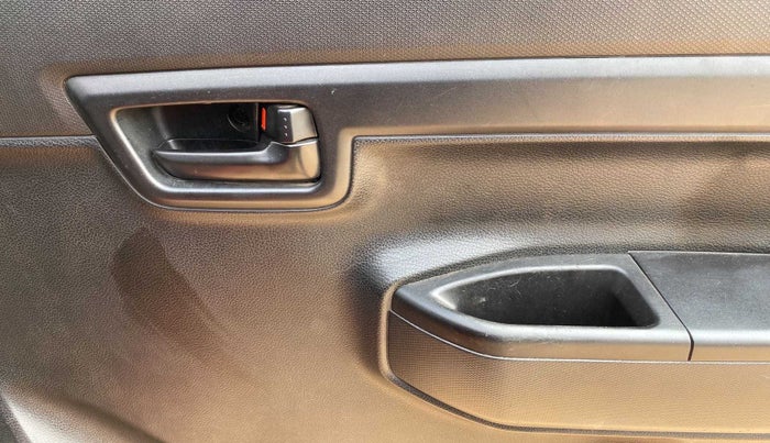 2019 Maruti S PRESSO VXI+, Petrol, Manual, 29,792 km, Driver Side Door Panels Control
