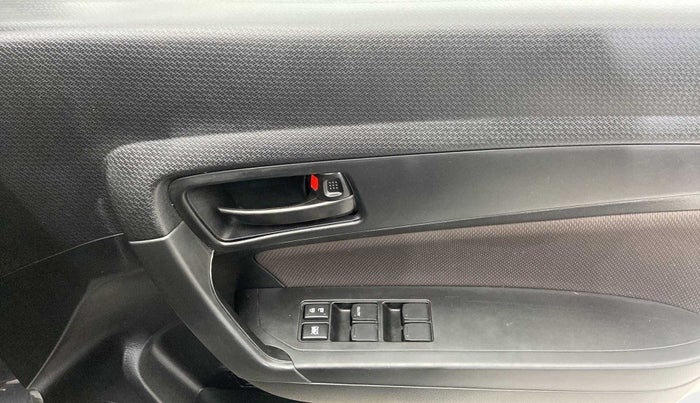 2021 Toyota URBAN CRUISER MID GRADE AT, Petrol, Automatic, 29,116 km, Driver Side Door Panels Control